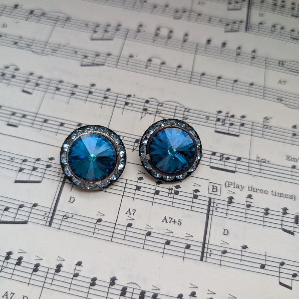 Vintage Elegant Blue Crystal Clip On Earrings